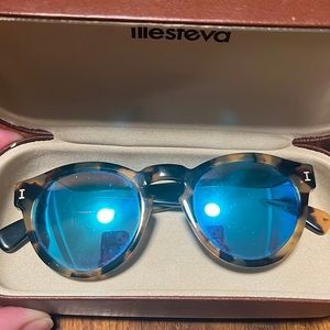 Illesteva Leonard C04 sunglasses